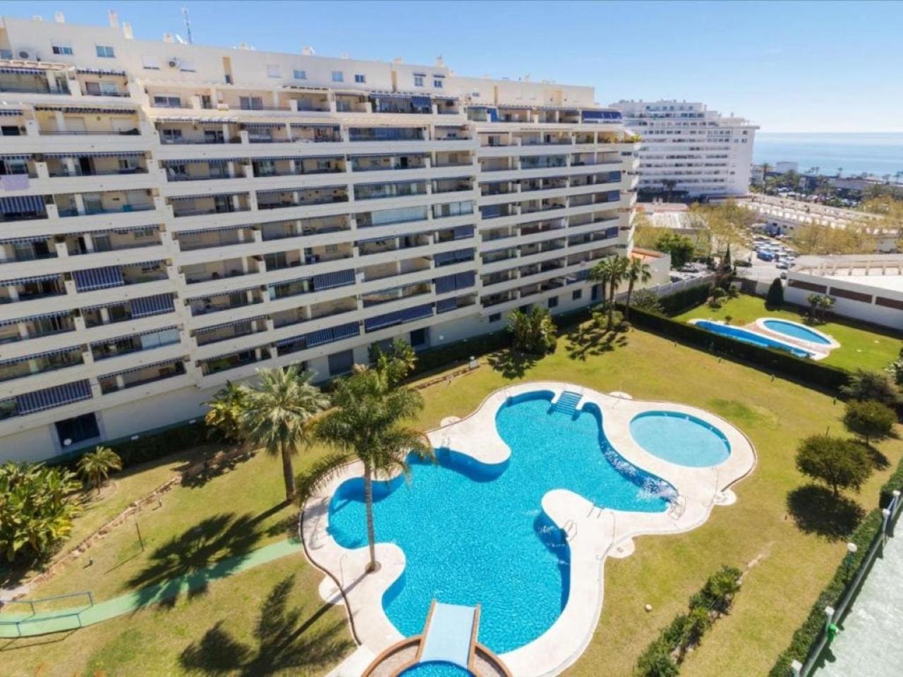 Apartamento Las Terrazas L Apartment Marbella Bagian luar foto